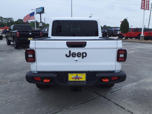 new 2024 Jeep Gladiator car, priced at $55,060