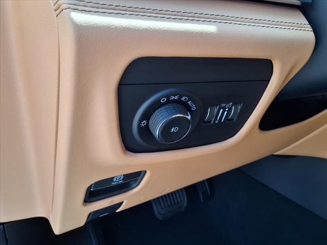 new 2025 Jeep Grand Cherokee car, priced at $60,031