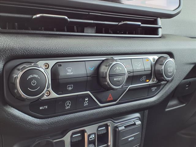 new 2025 Jeep Wrangler car, priced at $53,875