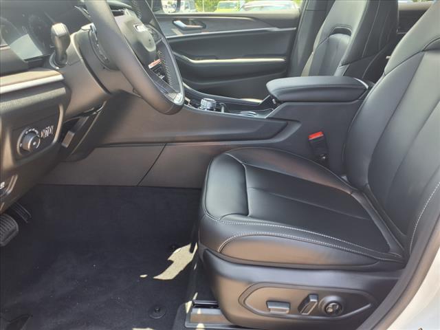new 2025 Jeep Grand Cherokee L car, priced at $50,240