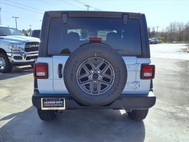 new 2025 Jeep Wrangler car, priced at $39,555