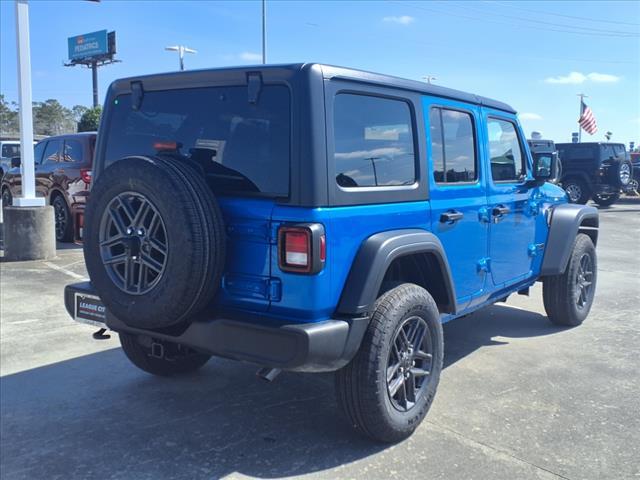 new 2025 Jeep Wrangler car, priced at $43,564