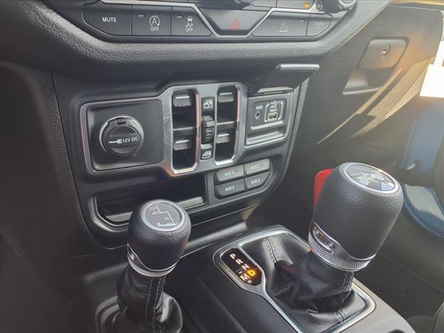 new 2025 Jeep Wrangler car, priced at $45,945
