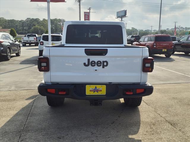 new 2024 Jeep Gladiator car, priced at $55,060