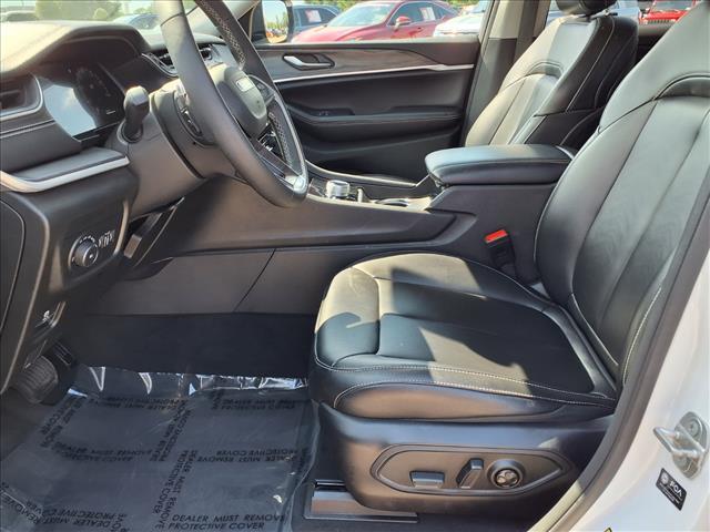 used 2024 Jeep Grand Cherokee car, priced at $38,227