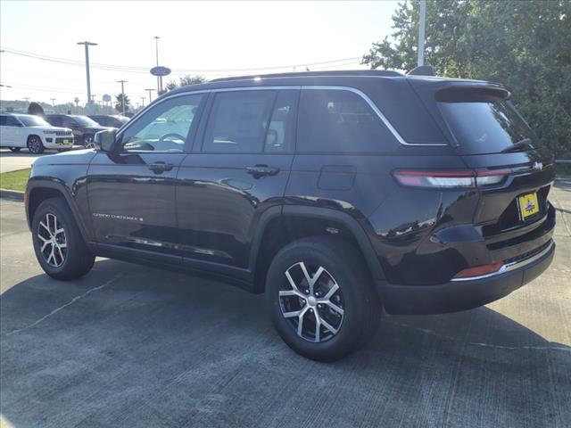 new 2025 Jeep Grand Cherokee car, priced at $45,295