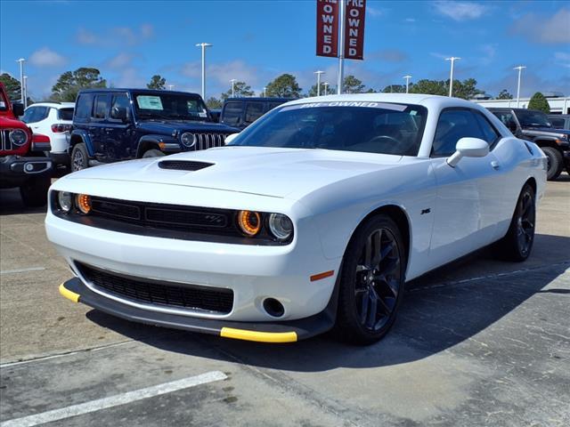 new 2023 Dodge Challenger car