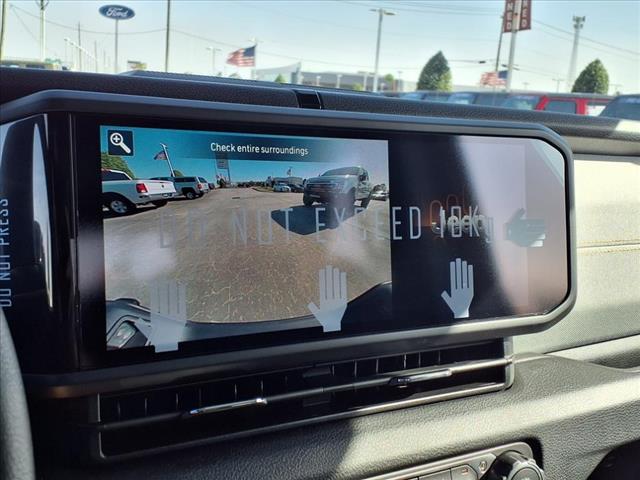 new 2025 Jeep Gladiator car, priced at $43,180