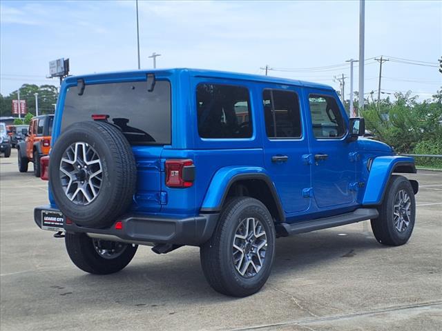 new 2025 Jeep Wrangler car, priced at $46,658