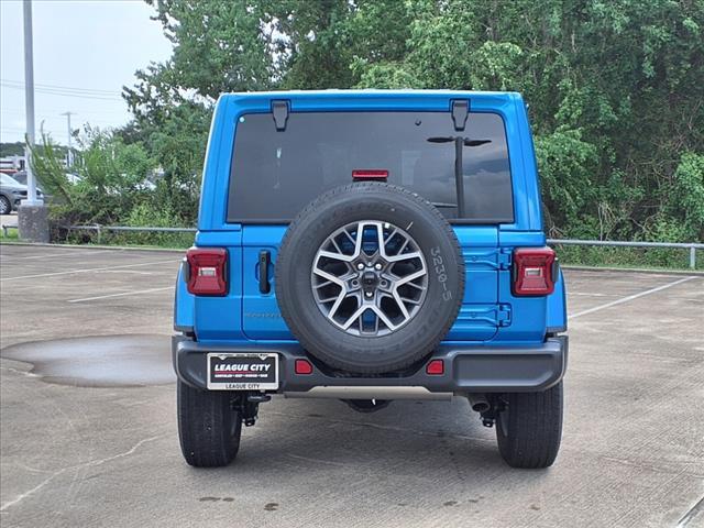 new 2025 Jeep Wrangler car, priced at $46,658