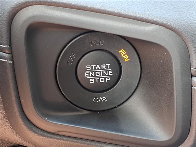 new 2025 Jeep Wrangler car, priced at $46,658