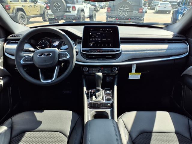 new 2025 Jeep Compass car, priced at $28,865