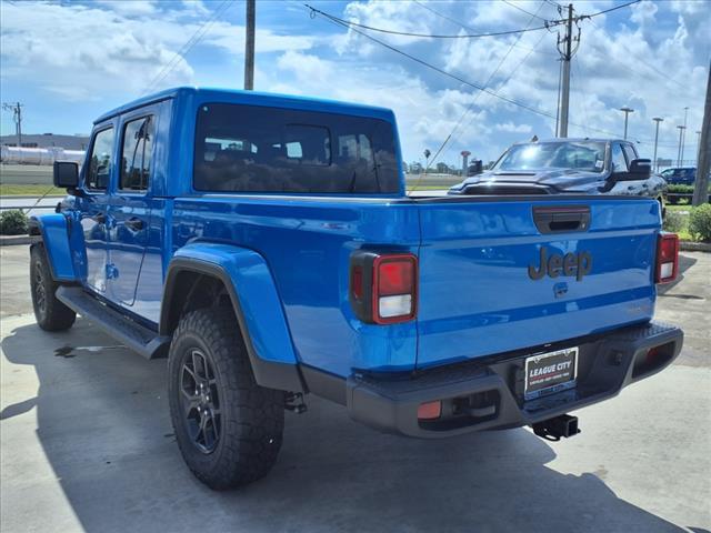new 2025 Jeep Gladiator car, priced at $43,548