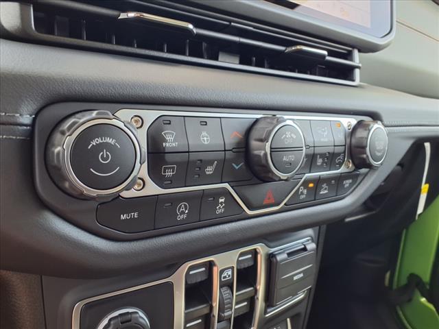 new 2025 Jeep Gladiator car, priced at $65,465