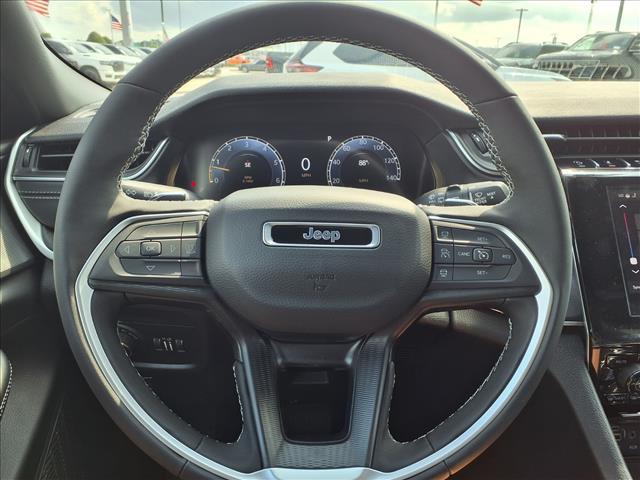 new 2025 Jeep Grand Cherokee car, priced at $39,756