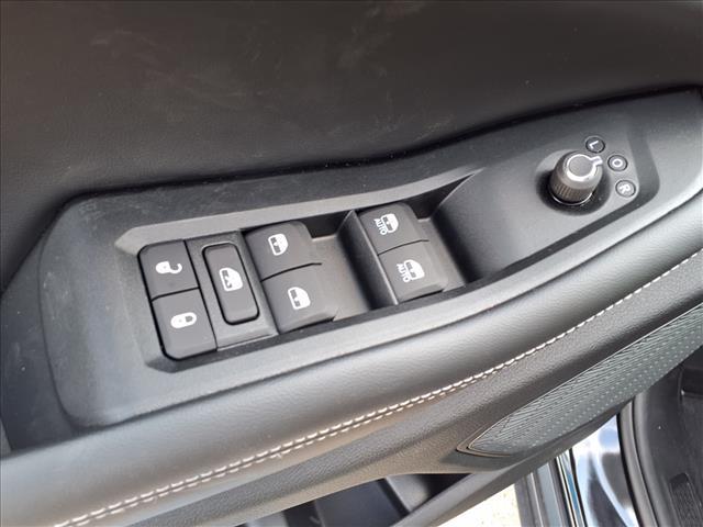 new 2025 Jeep Grand Cherokee car, priced at $39,756