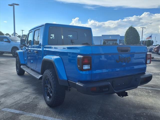 new 2025 Jeep Gladiator car, priced at $45,599
