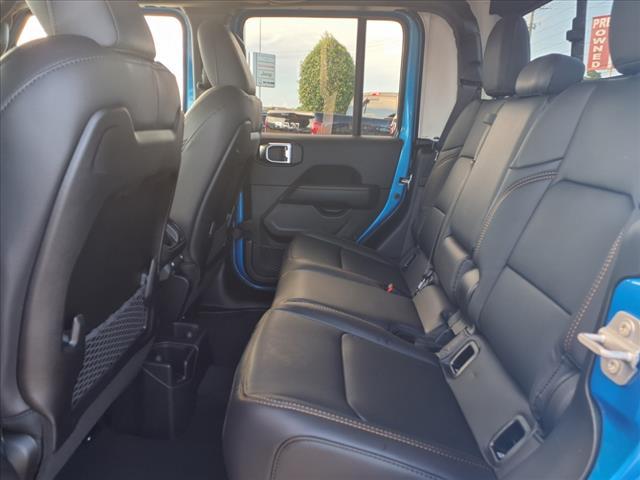 new 2025 Jeep Gladiator car, priced at $45,599