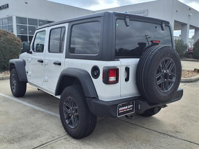 new 2025 Jeep Wrangler car, priced at $44,773