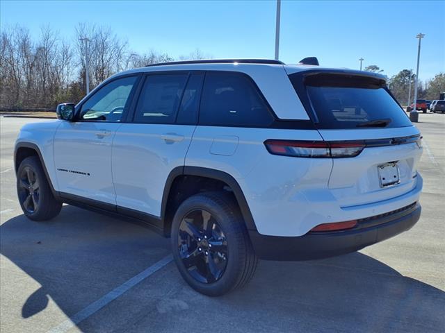 new 2025 Jeep Grand Cherokee car, priced at $44,877