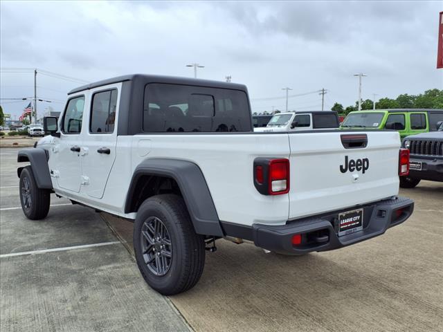 new 2025 Jeep Gladiator car, priced at $40,960