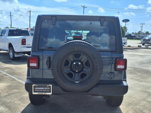new 2025 Jeep Wrangler car, priced at $38,719