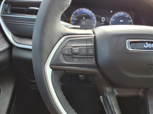 used 2024 Jeep Grand Cherokee car, priced at $37,749