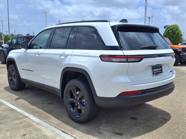new 2025 Jeep Grand Cherokee car, priced at $40,925