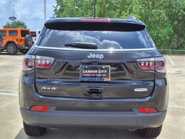new 2025 Jeep Compass car, priced at $29,129