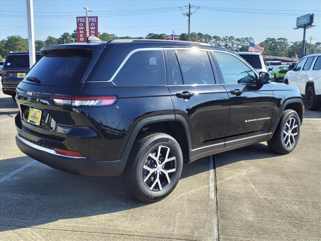 new 2025 Jeep Grand Cherokee car, priced at $45,295