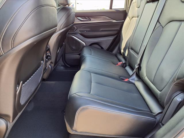 new 2025 Jeep Grand Cherokee car, priced at $55,985