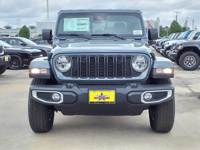 new 2024 Jeep Gladiator car, priced at $40,004