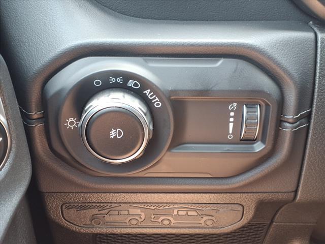 new 2025 Jeep Wrangler car, priced at $51,948