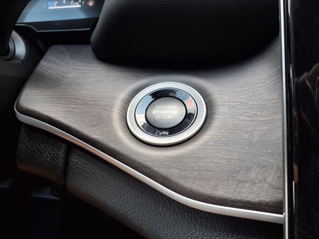 new 2025 Jeep Grand Cherokee car, priced at $40,925