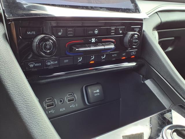 new 2025 Jeep Grand Cherokee car, priced at $40,925