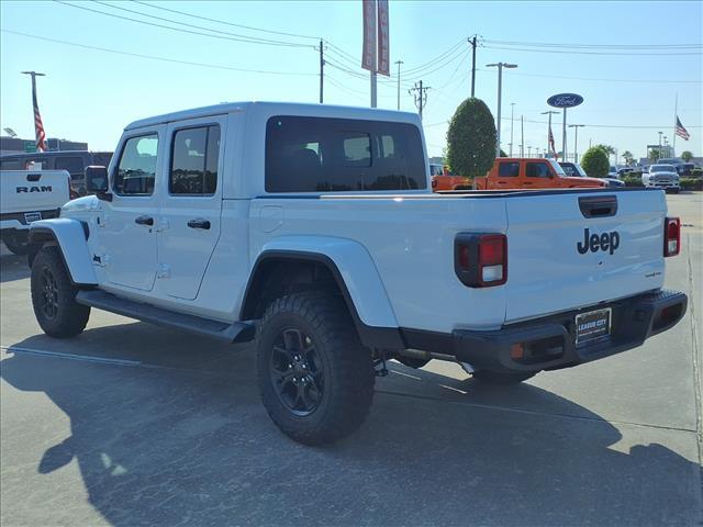 new 2025 Jeep Gladiator car, priced at $49,855