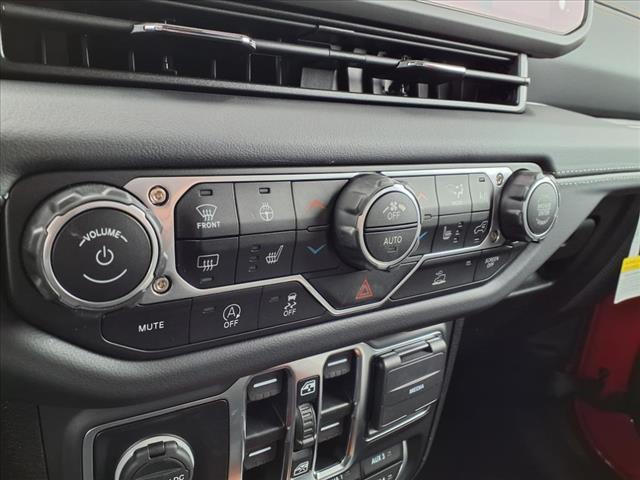 new 2025 Jeep Wrangler car, priced at $58,060