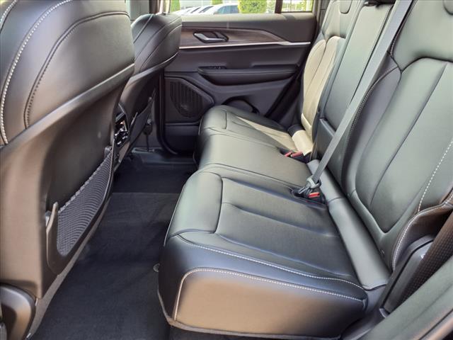 new 2025 Jeep Grand Cherokee car, priced at $41,520