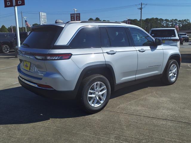 new 2024 Jeep Grand Cherokee car, priced at $35,424