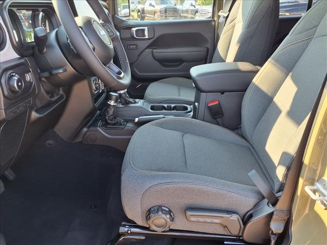 new 2025 Jeep Wrangler car, priced at $39,782
