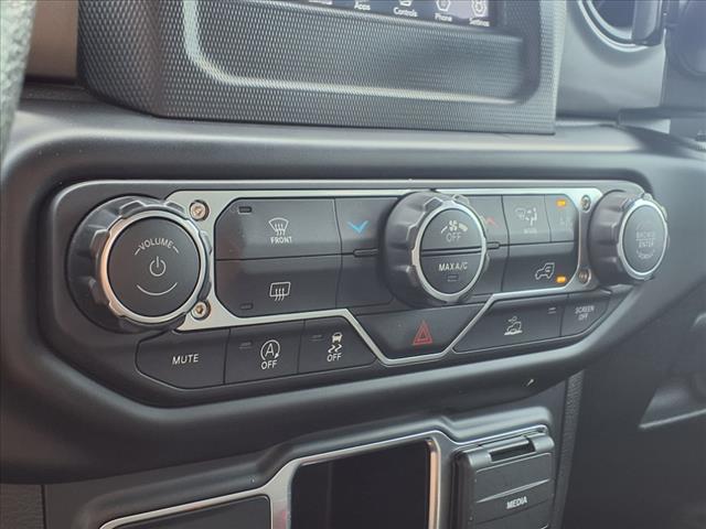 used 2022 Jeep Gladiator car, priced at $33,400