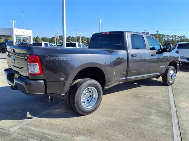 new 2024 Ram 3500 car, priced at $61,595