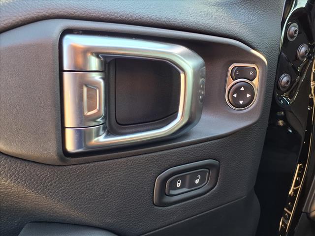 new 2025 Jeep Gladiator car, priced at $50,450