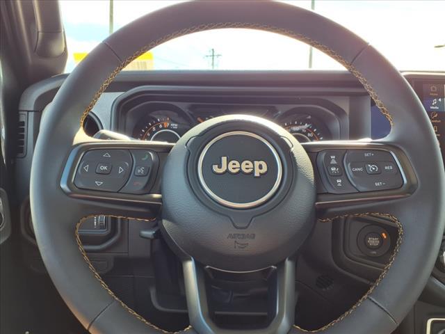 new 2025 Jeep Gladiator car, priced at $44,700