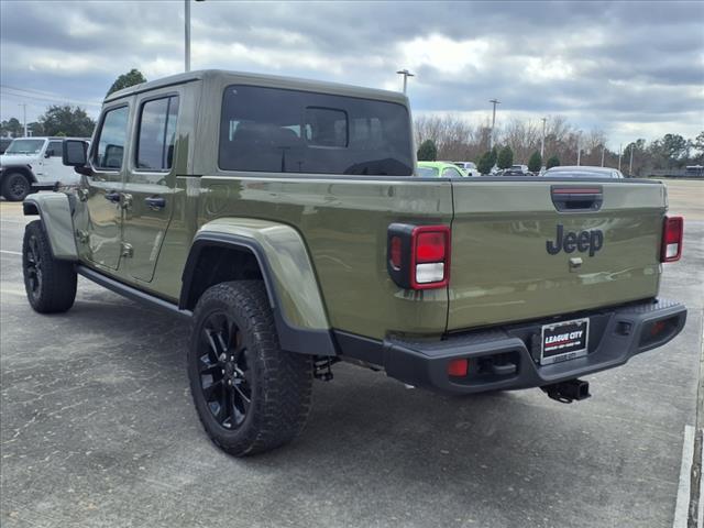 new 2025 Jeep Gladiator car, priced at $44,680