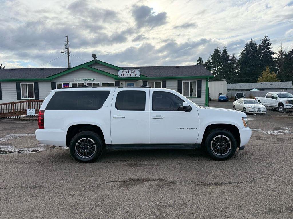 used 2009 Chevrolet Suburban car, priced at $10,980