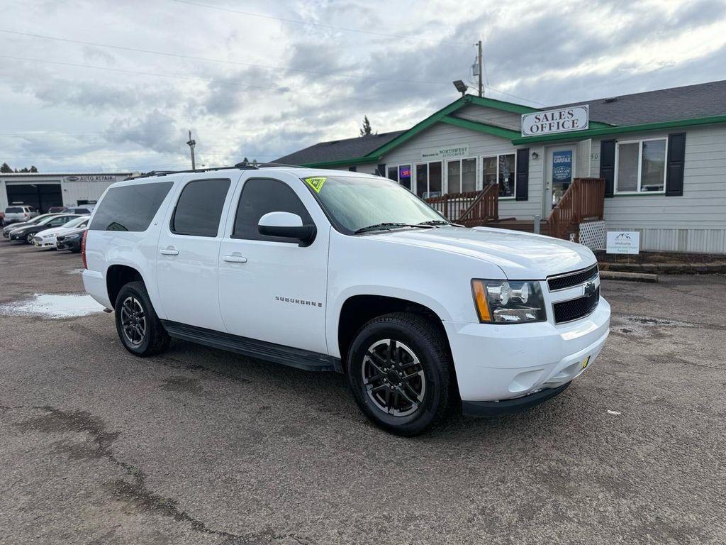 used 2009 Chevrolet Suburban car, priced at $10,980