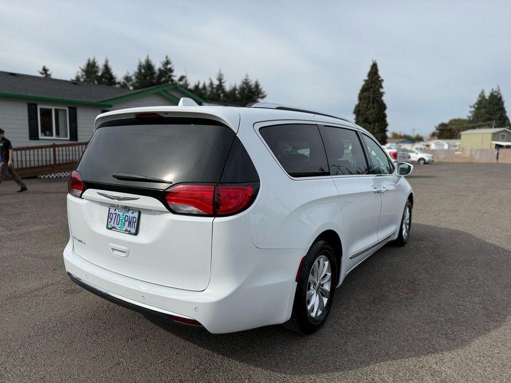 used 2018 Chrysler Pacifica car, priced at $13,980