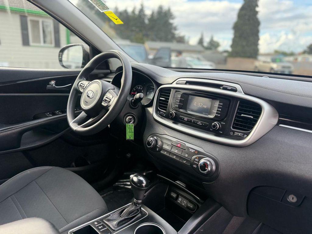 used 2016 Kia Sorento car, priced at $11,980