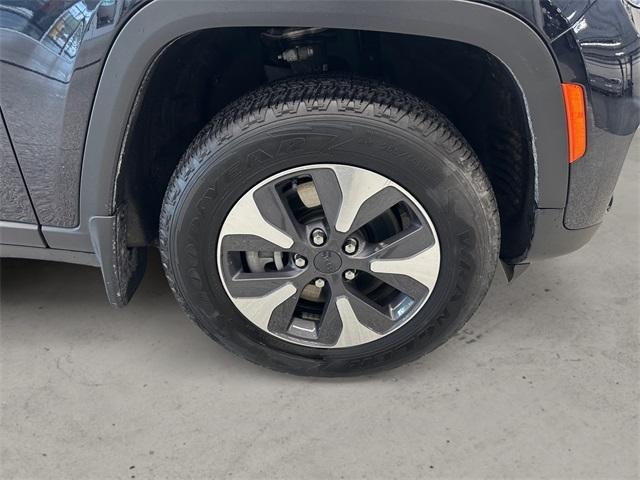 used 2022 Jeep Grand Cherokee 4xe car, priced at $29,802